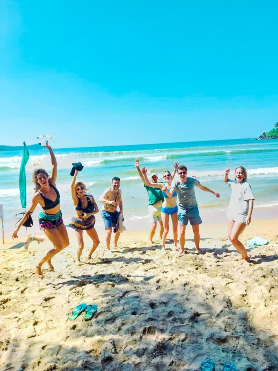 Gaia Ocean Surf Yoga Vandrehjem Ahangama Eksteriør billede